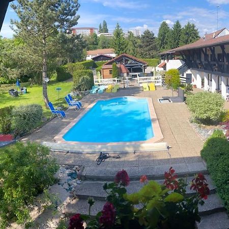 Отель La Vieille Ferme Этюп Экстерьер фото